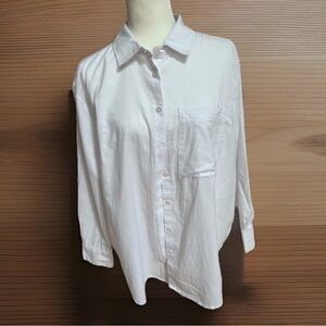 Calvin Klein White Collared Button Up Shirt Women’s Size Large